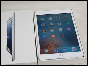 au iPad mini 32GB白〇ボタンシール１.JPG